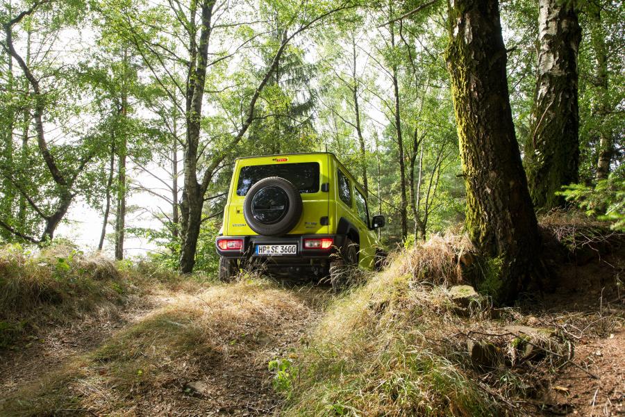  Suzuki Jimny AllGrip 2018 года  (WW) (фото 23 из 40)